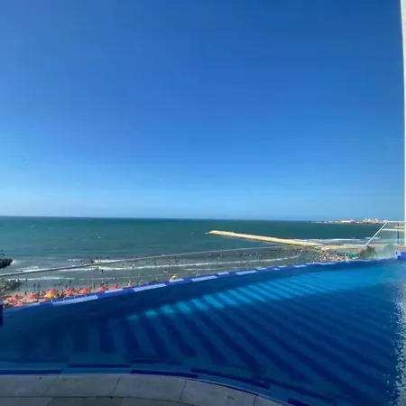 Apartamento Frente Al Mar Con Vista única En